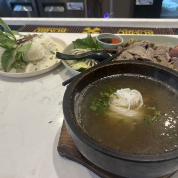 Lantern House Kitchen & Bar - Asian Fusion Near Me - Reston, Virginia Lantern House Kitchen & Bar - Asian Fusion Near Me - Reston, Virginia