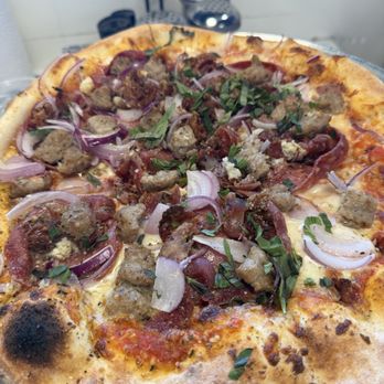 V Pizza - Pizza Near Me - Orlando, Florida