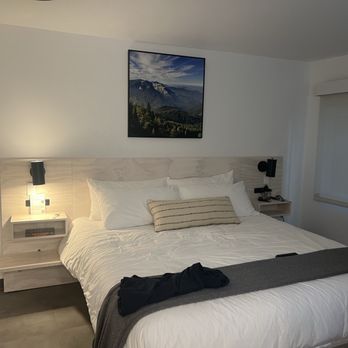 AutoCamp Sequoia - Clean accessible room. Few ants, but you are in nature. - Campgrounds Near Me - Three Rivers, California AutoCamp Sequoia - Clean accessible room. Few ants, but you are in nature. - Campgrounds Near Me - Three Rivers, California