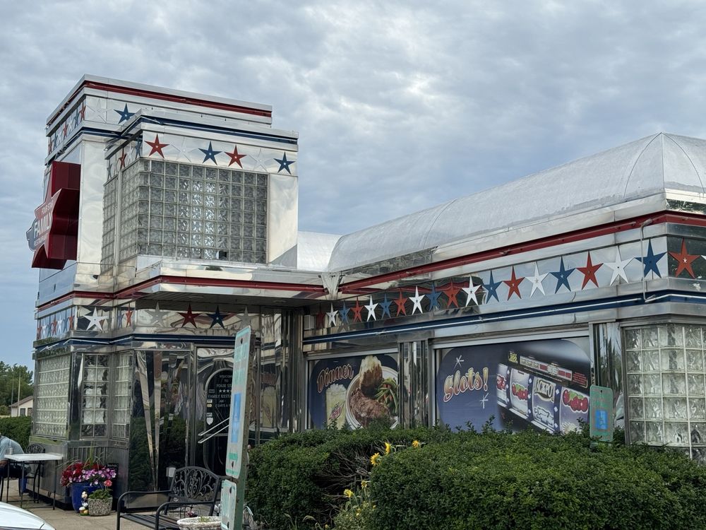 Four Star Family Restaurant