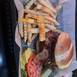 The Station Pub & Grill