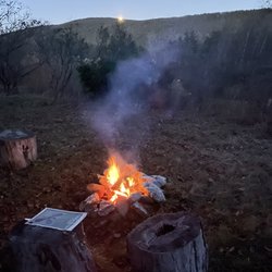 Flower Hill Farm Retreat - Fire pit -- watching the full moon rise.