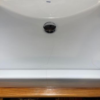 Catahoula Hotel - Cracked sink - Hotels Near Me - New Orleans, Louisiana