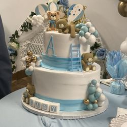 5 Estrellas Bakery - My baby shower cake looked so cute and beautiful. Amazing taste as well.  Tres Leches Cake