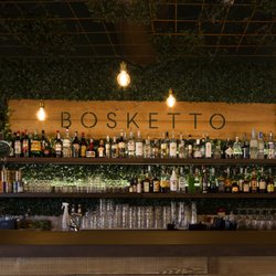 Bosketto - Il bancone del bosketto per gustarsi un ottimo cocktail per aperitivo o come dopo cena.