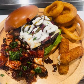 Checkmate Burgers - Burgers Near Me - Warren, Michigan
