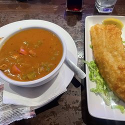 Troller Ale House - Soup of the day and ala carte piece of fish
