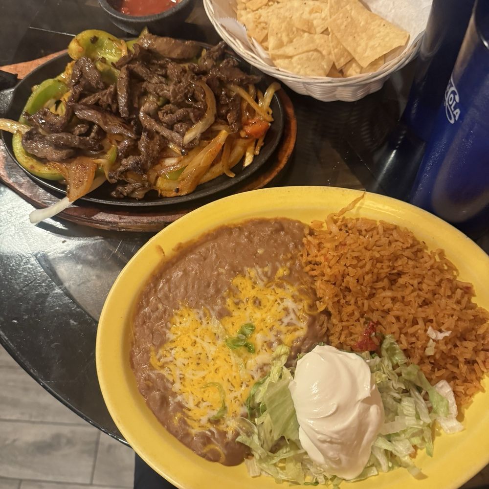 Casa Perez - Steak fajitas - Mexican Near Me - Dewey, Arizona