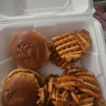 Smalls Sliders - Burgers Near Me - Bridgeton, Missouri