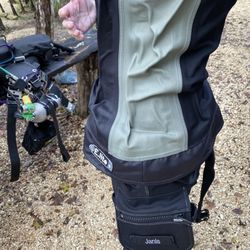 Gulf Coast Scuba - Extra fabric causes sidemount CCR unit to slide around, especially in small cave