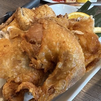 Max's Restaurant - Glendale - Max 's Fried Chicken - Filipino Near Me - Glendale, California Max's Restaurant - Glendale - Max 's Fried Chicken - Filipino Near Me - Glendale, California