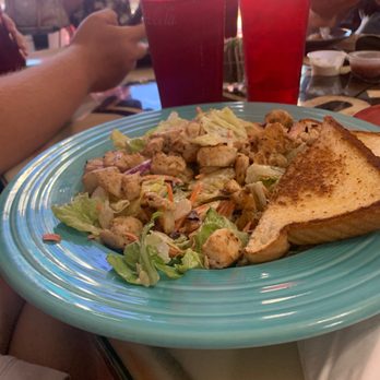 Flatbed Ford Cafe - Chicken Caesar with plenty of chicken fresh lettuce - Cafes Near Me - Winslow, Arizona Flatbed Ford Cafe - Chicken Caesar with plenty of chicken fresh lettuce - Cafes Near Me - Winslow, Arizona