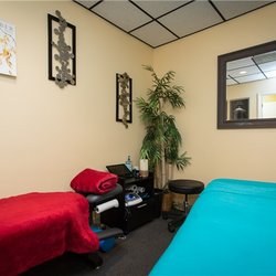 Kara Boas, DC - Boas Family Chiropractic - Add a caption