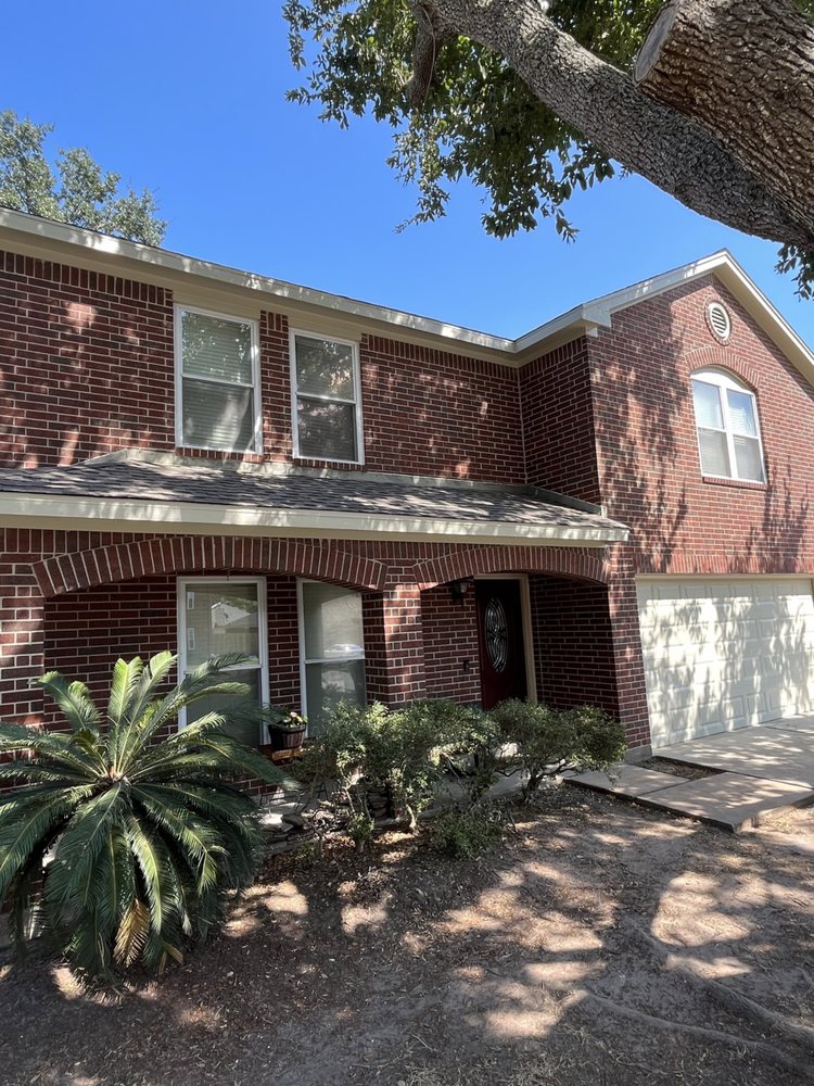 Slide of Crown & Gable Roofing Solutions