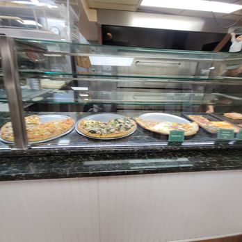 Fresh Basil's Trattoria - Italian Near Me - New York, New York