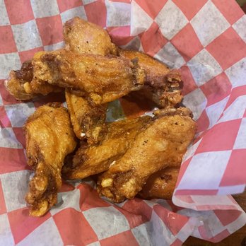 Old Courthouse Tavern - 10 Wings - New American Near Me - Fayetteville, Georgia Old Courthouse Tavern - 10 Wings - New American Near Me - Fayetteville, Georgia