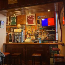 Tigh Joe Mac Bar And Hostel