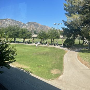The 19th Hole Restaurant - Outside - Breakfast & Brunch Near Me - Sylmar, California The 19th Hole Restaurant - Outside - Breakfast & Brunch Near Me - Sylmar, California