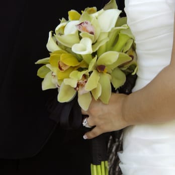 Ana Flowers & Gifts - Florists Near Me - Berkeley, California