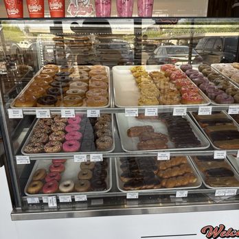 Randy's Donuts - Donuts Near Me - Scottsdale, Arizona
