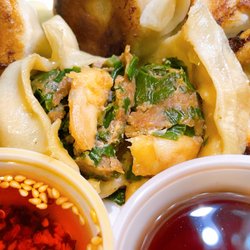 Dumpling The Noodle - Pork Chives Shrimp Dumpling
