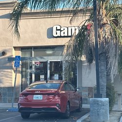 GameStop - GameStop in Rialto