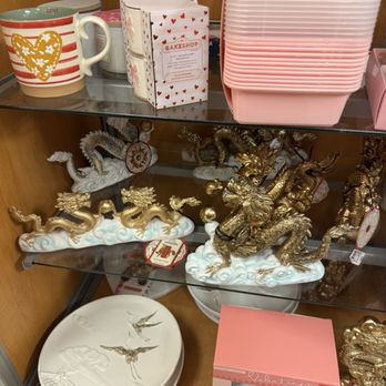 T J Maxx - Department Stores Near Me - Morgan Hill, California