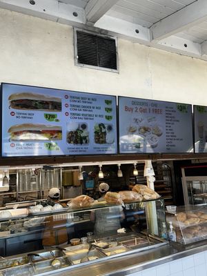 Menu photo 8 Banh Mi Che Cali Westminster, CA