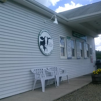 Collins Creamery - Ice Cream & Frozen Yogurt Near Me - Enfield, Connecticut
