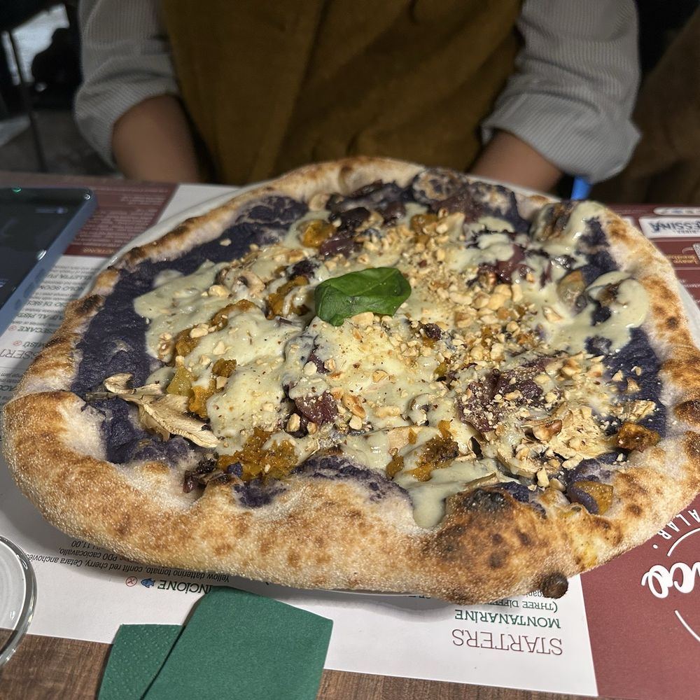 Fùnnaco Pizzalab - Scaro pizza with classic crust - Pizza Near Me - Palermo, Pennsylvania