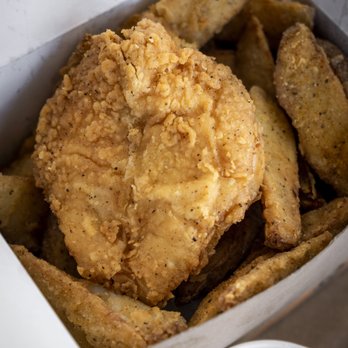 Mary Brown's Chicken - 3pc Chicken and Taters combo - Chicken Shop Near Me - Pickering, Ontario