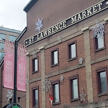 St. Lawrence Market - Farmers Market Near Me - Toronto, Ontario St. Lawrence Market - Farmers Market Near Me - Toronto, Ontario
