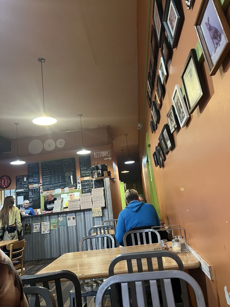 Buddy's Pizza