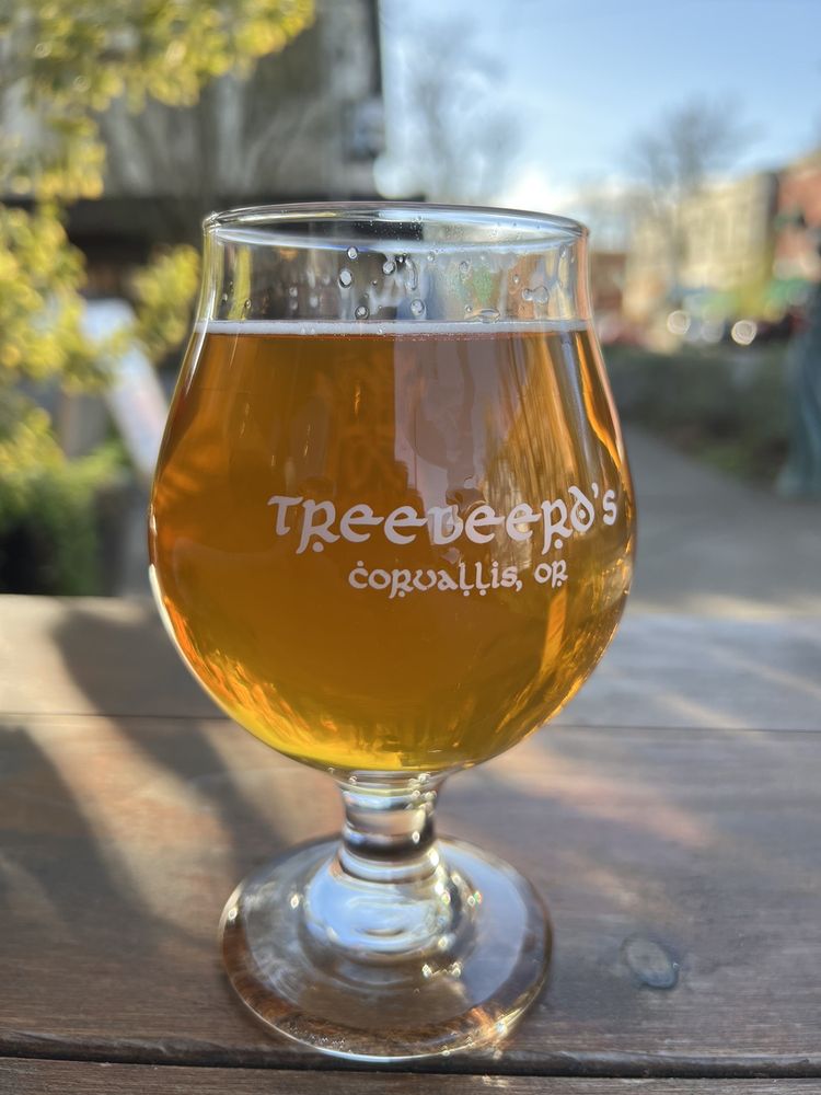 Social spots from Treebeerd's Taphouse