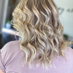 Becks Beauty - Platinum blonde highlights