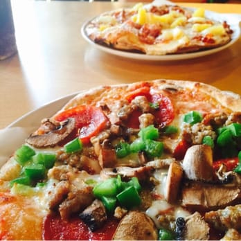 MOD Pizza - Pizza is ok, toppings are just basic - Pizza Near Me - Brentwood, California
