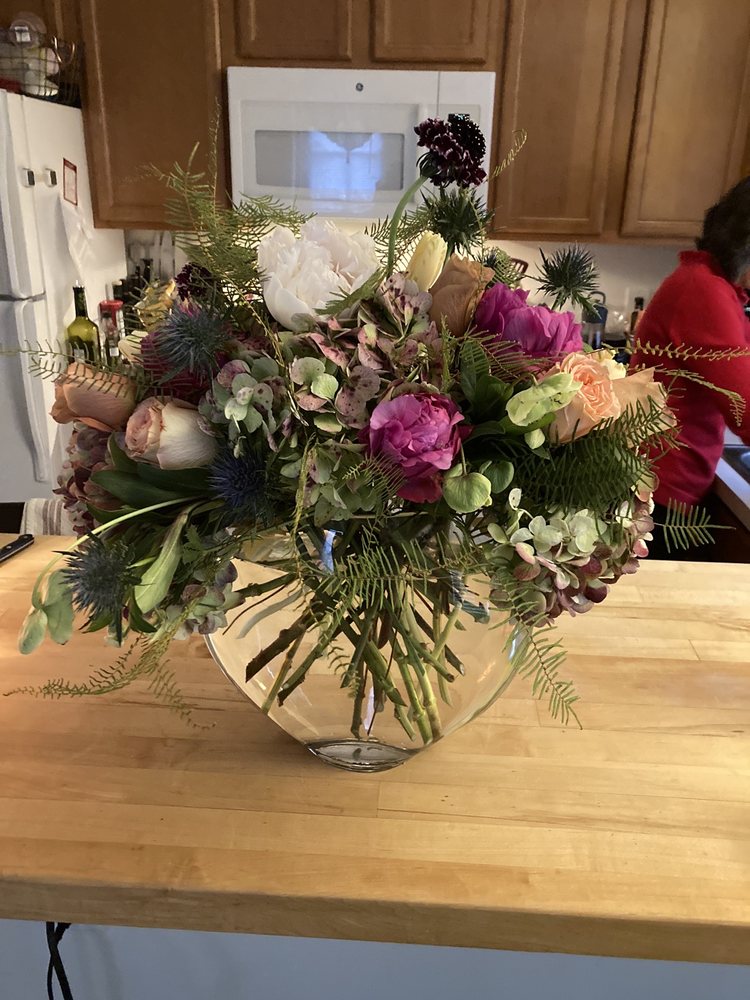 BEAUTIFUL FLOWERS Updated October 2024 19 Photos 679 Glen Cove Ave, Glen Head, New York