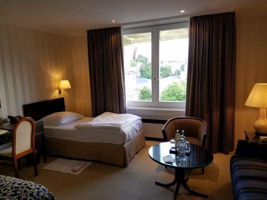 Hotel Nassauer Hof by null