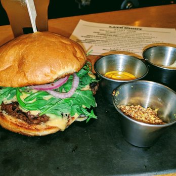 DryHop Brewers - THE BURGER - Custom Blend, Ancho Chile-Tomato Jam, Arugula, Pickled Sweet Onions, Raw Milk Cheddar, Applewood Smoked Bacon Jam - Breweries Near Me - Chicago, Illinois