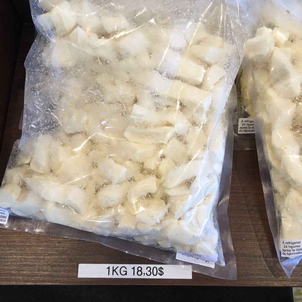 Fromagerie Victoria - 1 kilo (mini pillow) - Fast Food Near Me - Lévis, Quebec Fromagerie Victoria - 1 kilo (mini pillow) - Fast Food Near Me - Lévis, Quebec