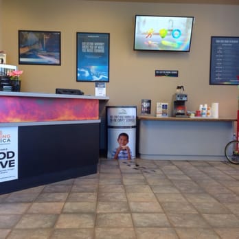 Caliber Collision - Lobby - Body Shops Near Me - Rancho Cucamonga, California Caliber Collision - Lobby - Body Shops Near Me - Rancho Cucamonga, California