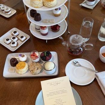 Rosewood Sand Hill - Afternoon tea - Hotels Near Me - Menlo Park, California