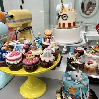 Mia Cake House - Cooking Schools Near Me - Deerfield Beach, Florida
