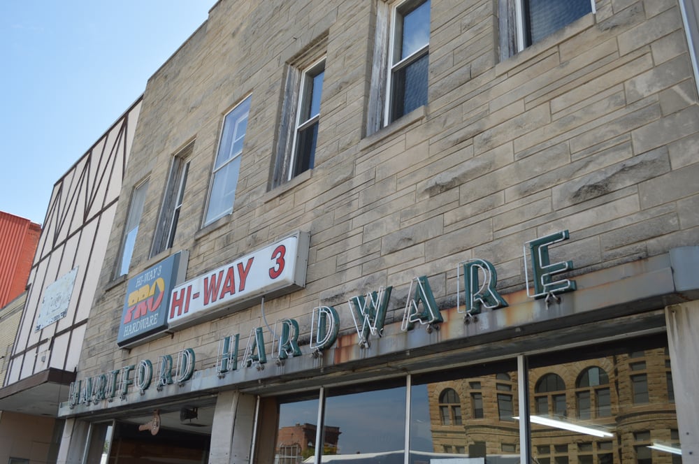 HIWAY 3 PRO HARDWARE Updated September 2024 104 N Jefferson St, Hartford City, Indiana