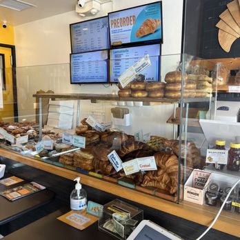 Breadologie Bakery - ordering inside - Bakeries Near Me - Granada Hills, California