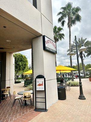 Ray's Pizza by null