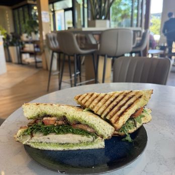 Cafe Hagen - Cafes Near Me - Kirkland, Washington