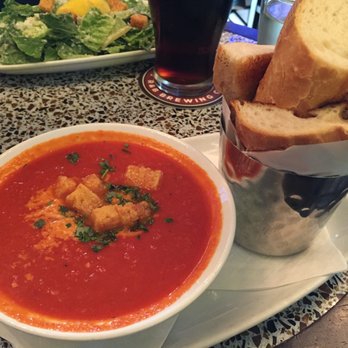 Rogue Kitchen & Wetbar - Tomato soup and bread - American Near Me - Vancouver, British Columbia