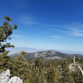 White Rock Loop - Hiking Near Me - Las Vegas, Nevada