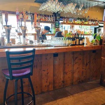 Basecamp Brewing - Inside - Brewpubs Near Me - Lincoln, New Hampshire